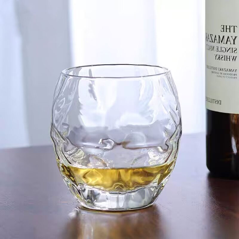 エンボス加工のウイスキーグラス 高級家庭用グラスウェア バー - Wine Beer And Spirit のレビューと価格