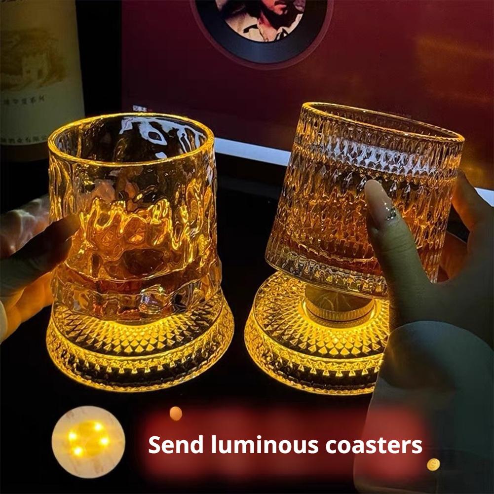 回転式ウイスキーグラス クリエイティブクリスタルビールカップ - Wine Whiskey Beer のレビューと価格
