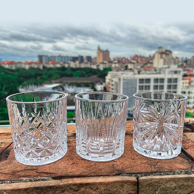 エンボスアルコールカップ、ヨーロピアンスタイル、ホームバーパ - Wine Beer And Spirit のレビューと価格